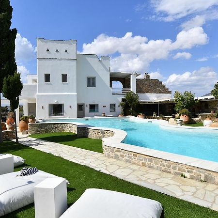 Villa Callista ปาริเกีย ภายนอก รูปภาพ