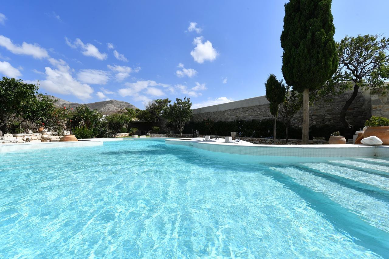 Villa Callista ปาริเกีย ภายนอก รูปภาพ