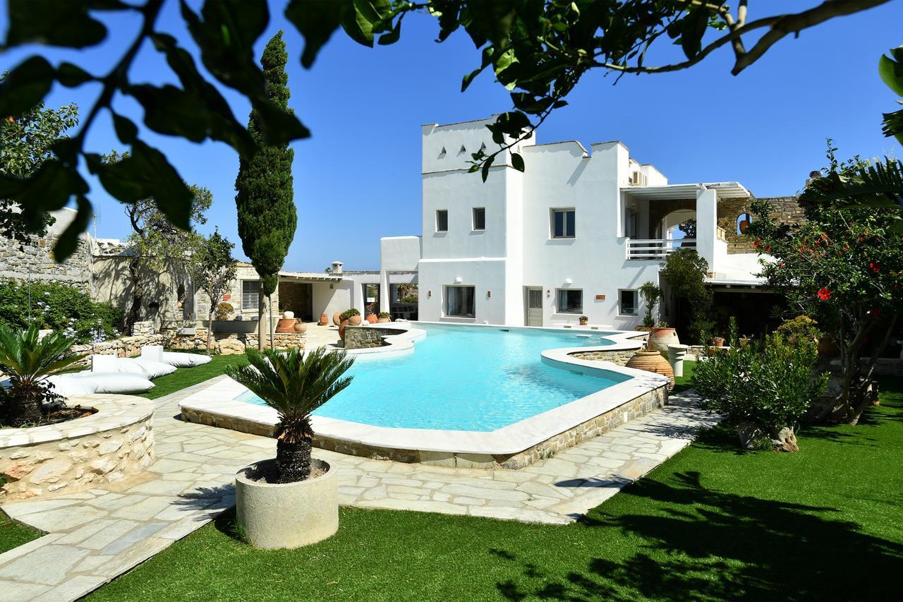 Villa Callista ปาริเกีย ภายนอก รูปภาพ