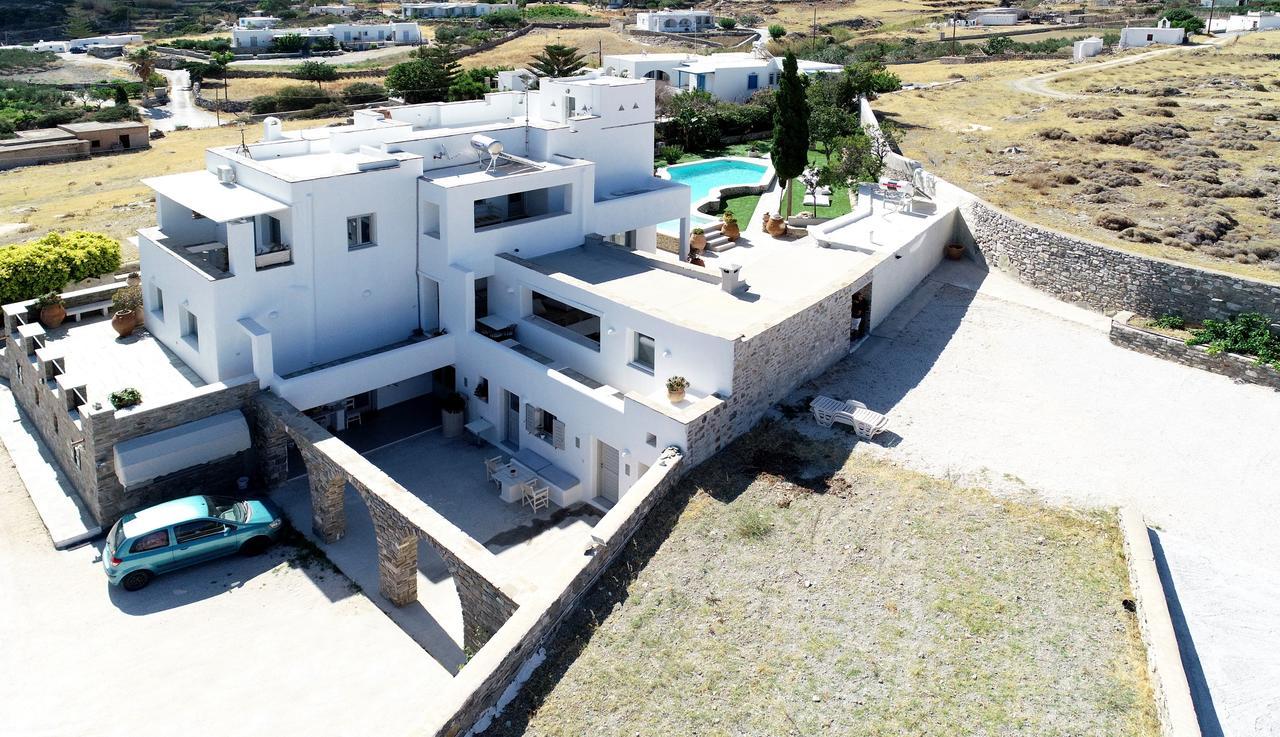 Villa Callista ปาริเกีย ภายนอก รูปภาพ